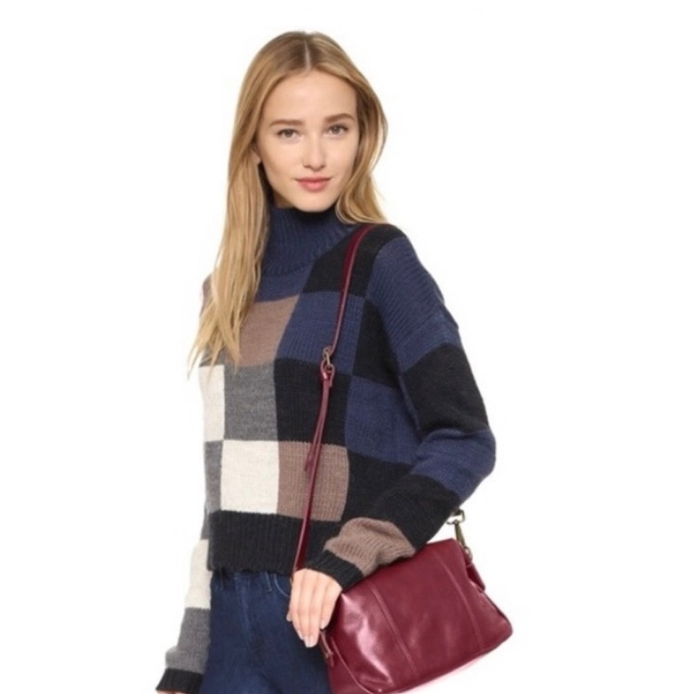 Madewell mini Glasgow crossbody bag.